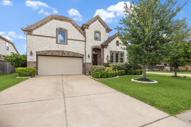 10943 Sarah Bluff Ln in Cypress, TX - Building Photo - Building Photo
