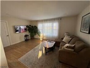 261 Schuyler Ave in Kearny, NJ - Building Photo - Building Photo