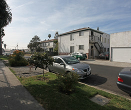 1351 N Serrano Ave in Los Angeles, CA - Building Photo - Building Photo