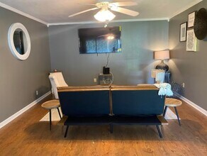 160 E Darby St in Bridge City, TX - Building Photo - Building Photo