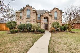 2504 Trailwest Ln in Plano, TX - Building Photo