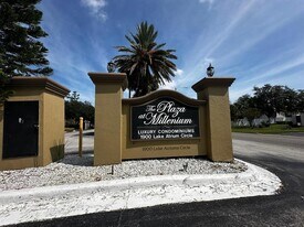 1916 Lake Atriums Cir in Orlando, FL - Building Photo