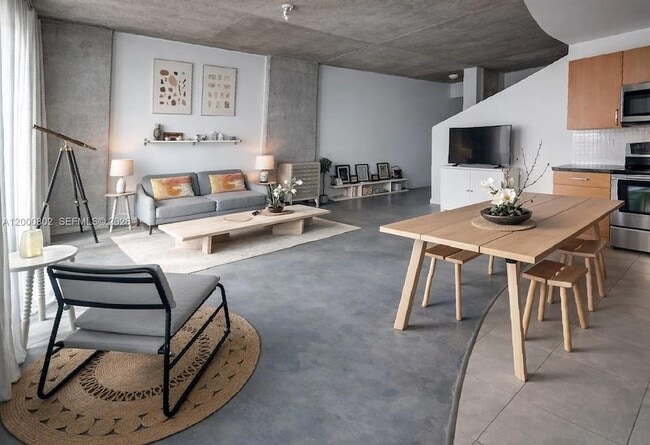 300 S Australian Ave, Unit 809 in West Palm Beach, FL - Building Photo - Building Photo