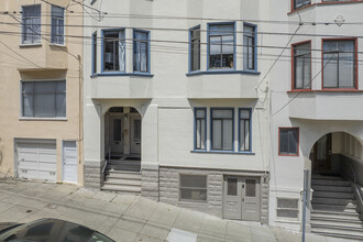 878 Lombard St in San Francisco, CA - Building Photo - Building Photo