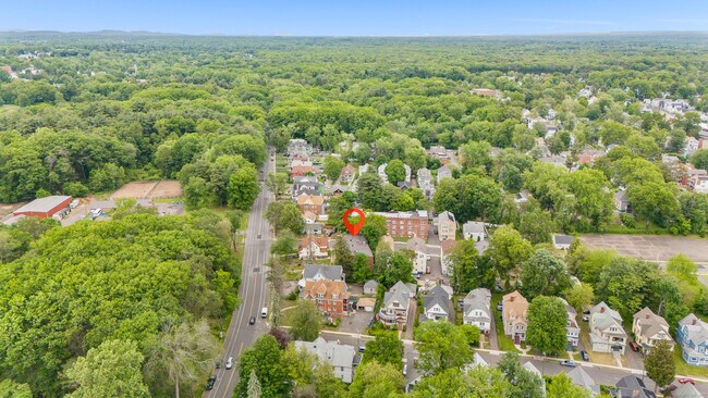 9 Rockville St in Hartford, CT - Building Photo - Building Photo