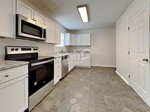 2159 Glenview Dr in Hebron, KY - Building Photo - Building Photo