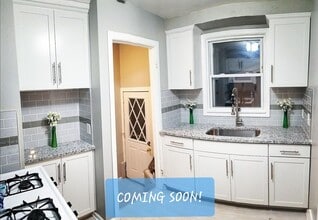 12490 Pearl St in Southgate, MI - Foto de edificio - Building Photo