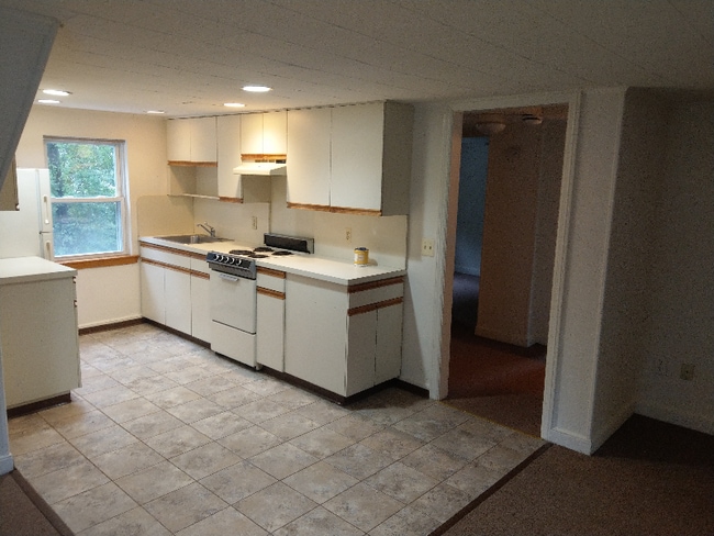 46 Jackson St in Little Falls, NJ - Building Photo - Building Photo