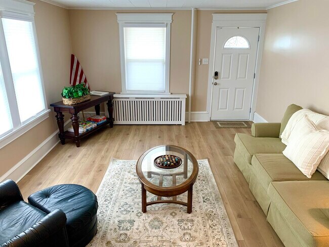 105 N Wyoming Ave in Ventnor City, NJ - Building Photo - Building Photo