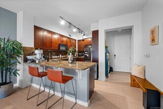 8211 Station Village Ln in San Diego, CA - Building Photo - Building Photo
