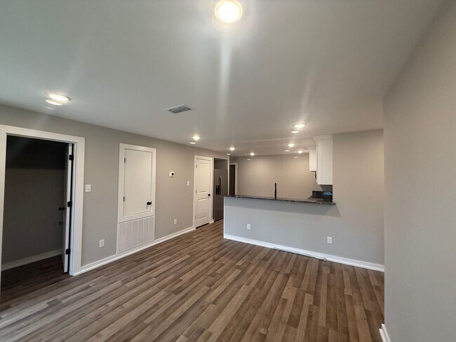 32 Hiland Pl-Unit -Unit B in Benton, AR - Building Photo - Building Photo