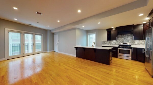 41 W 2nd St in Boston, MA - Building Photo - Building Photo