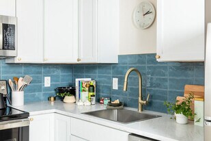 754 Mt Vernon Ave in Columbus, OH - Building Photo