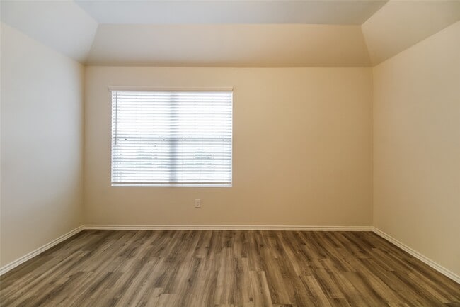 17030 Hailey Harbor Dr