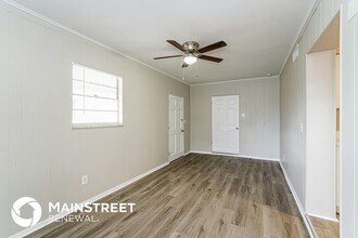 5204 S 81st St in Tampa, FL - Building Photo - Building Photo