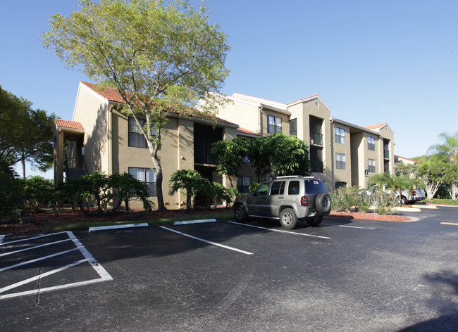 Musa at Daniels in Ft. Myers, FL - Foto de edificio - Building Photo