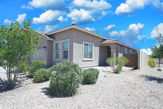 6349 W Raymond St in Phoenix, AZ - Building Photo - Building Photo