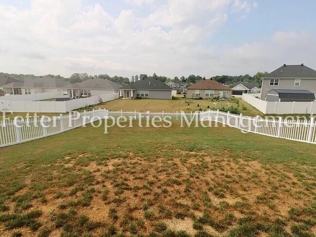5441 Cameo Dr in Evansville, IN - Foto de edificio - Building Photo