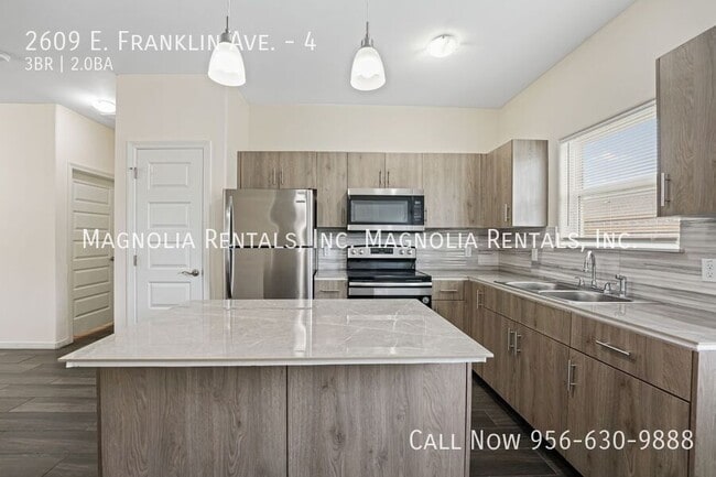 2609 E Franklin Ave in Alton, TX - Building Photo - Building Photo