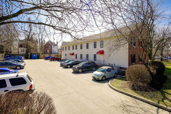 W R Young Apartments in Lexington, KY - Building Photo - Building Photo