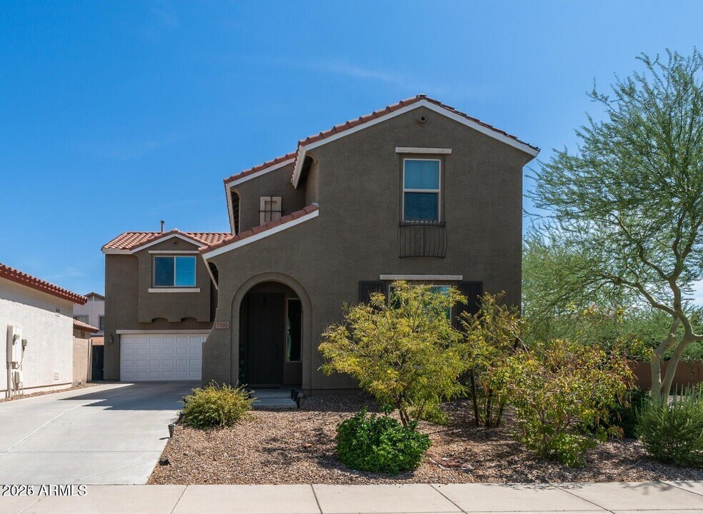 7351 W Palo Brea Ln in Peoria, AZ - Foto de edificio