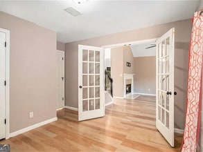 1264 Watercrest Cir in Lawrenceville, GA - Foto de edificio - Building Photo