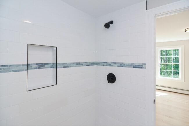 726-728 Goodrich St in Lunenburg, MA - Building Photo - Building Photo