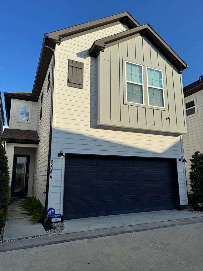 property at 3208 Bostic St