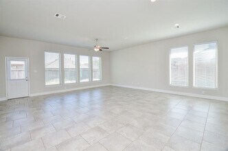 19202 Presa Canyon Dr in Cypress, TX - Building Photo - Building Photo