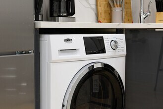 315 E 78th St in New York, NY - Building Photo - Building Photo