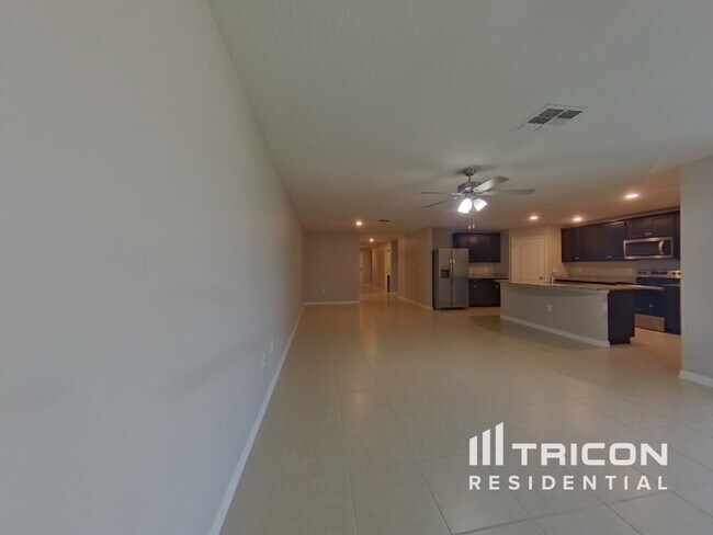 1147 Moyle Way in Mascotte, FL - Building Photo - Building Photo