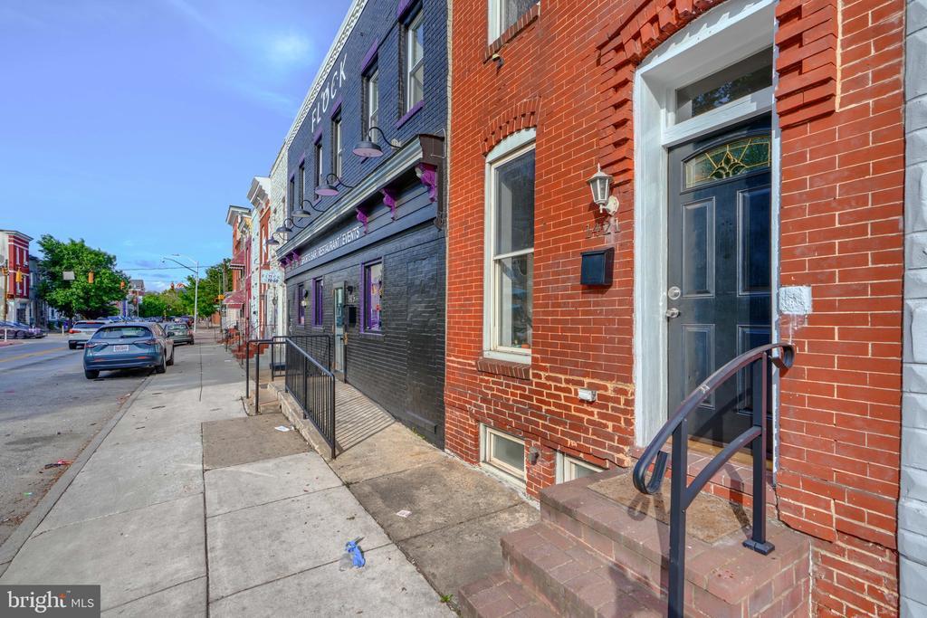 1421 Washington Blvd in Baltimore, MD - Building Photo