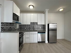 6844 Abbott Ave, Unit 9