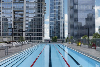 337 E Wacker Dr in Chicago, IL - Building Photo - Building Photo
