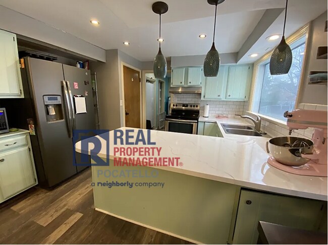 1420 E Elm St in Pocatello, ID - Building Photo - Building Photo