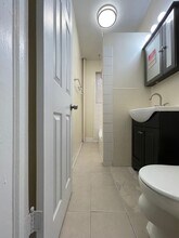 171 W 48th St in Bayonne, NJ - Foto de edificio - Building Photo