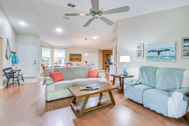 10444 Copperwood Dr in New Port Richey, FL - Building Photo - Building Photo