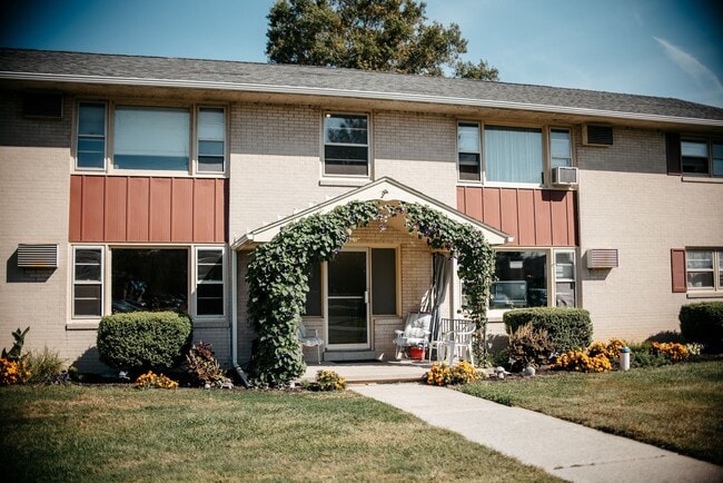 property at 1012 Pecks Rd