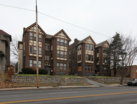 Hyde Pointe Apartments