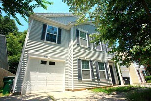 5425 Idlewild Rd N in Charlotte, NC - Building Photo