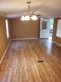 7310 Pineview Dr photo'