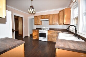 248 East Ave in Watertown, NY - Building Photo - Building Photo