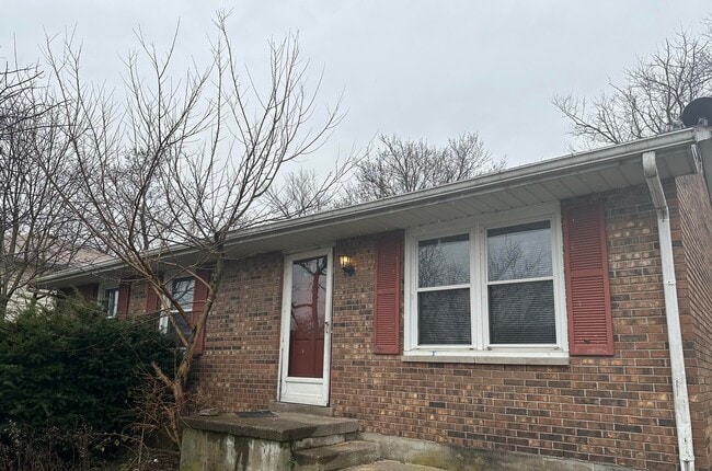 property at 1186 Merewood Dr