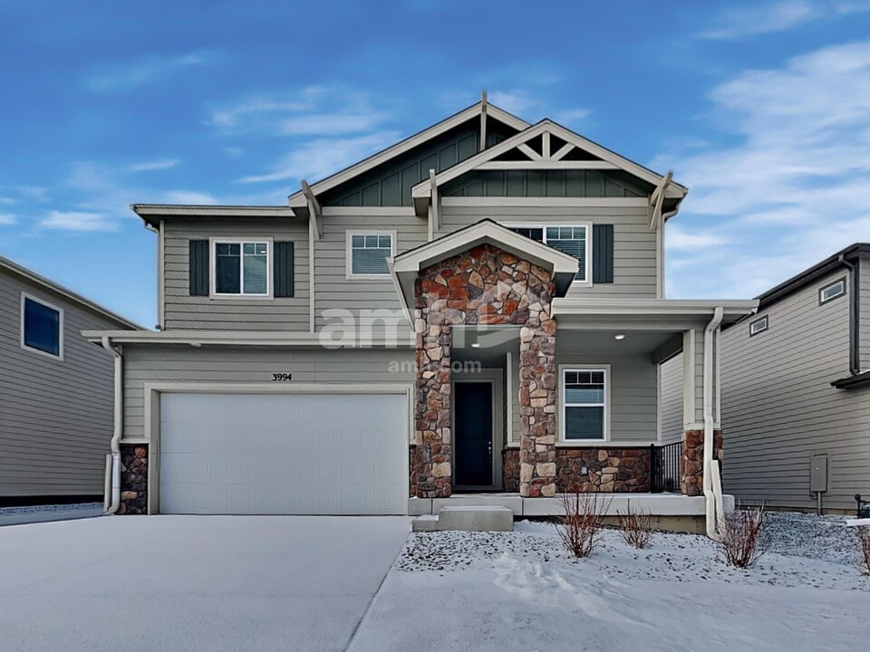 3994 Wyedale Way in Colorado Springs, CO - Foto de edificio