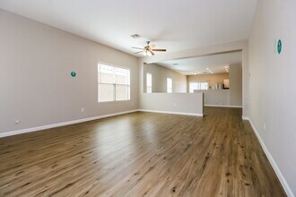 2608 W Mobile Ln in Phoenix, AZ - Building Photo - Building Photo