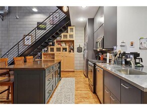 801 N Washington Ave in Minneapolis, MN - Foto de edificio - Building Photo