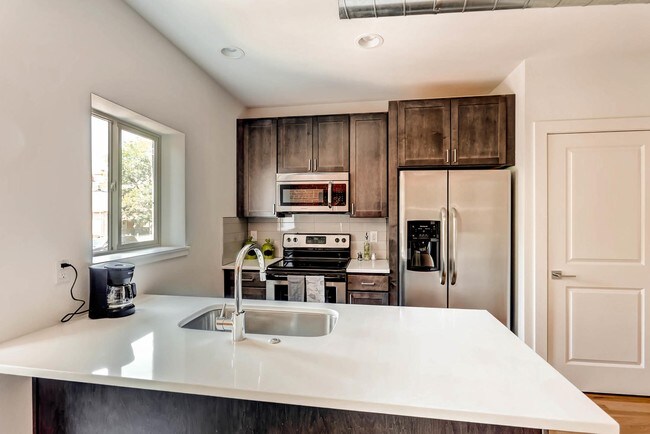 3102-3112 Vallejo St in Denver, CO - Foto de edificio - Interior Photo