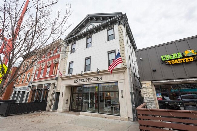 2616 Short Vine St, Unit 4
