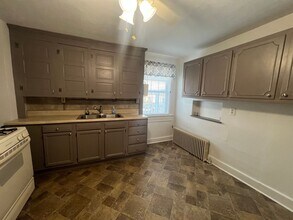 1221 E Philadelphia St in York, PA - Building Photo - Building Photo