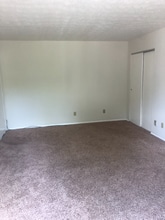 2777 Blue Rock Rd in Cincinnati, OH - Building Photo - Building Photo